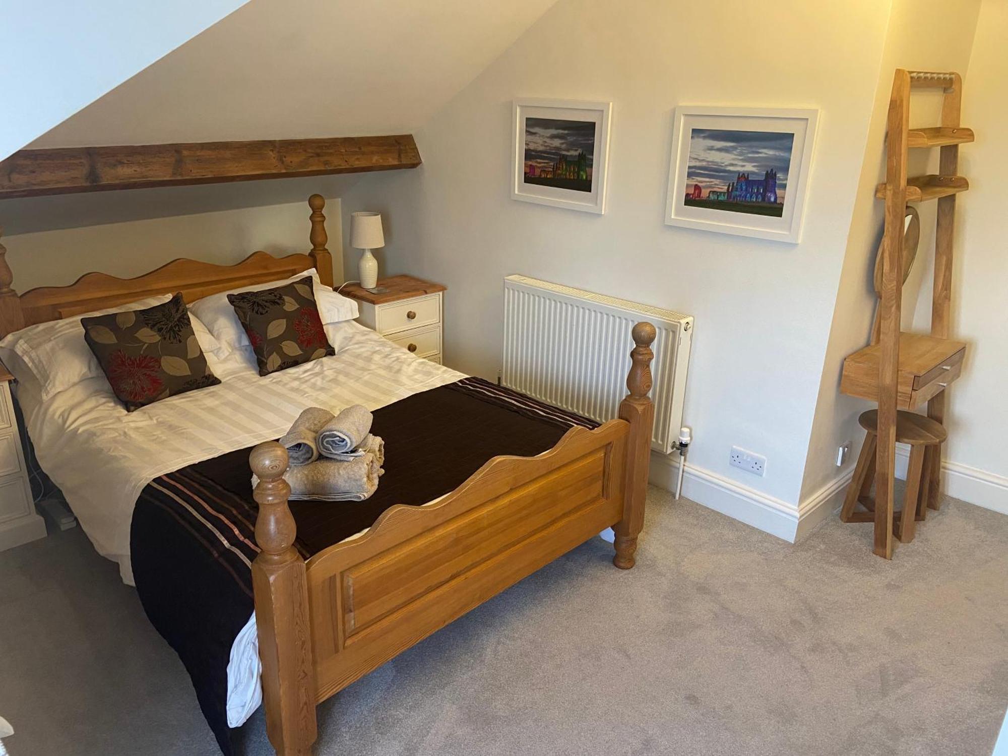 County Loft Penthouse Apartment Whitby